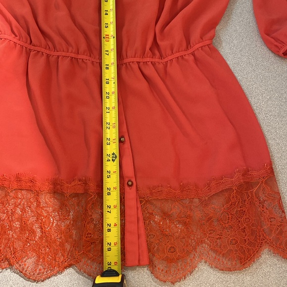 Jealous Tomato - Tunic style blouse. Size L - Picture 10 of 10